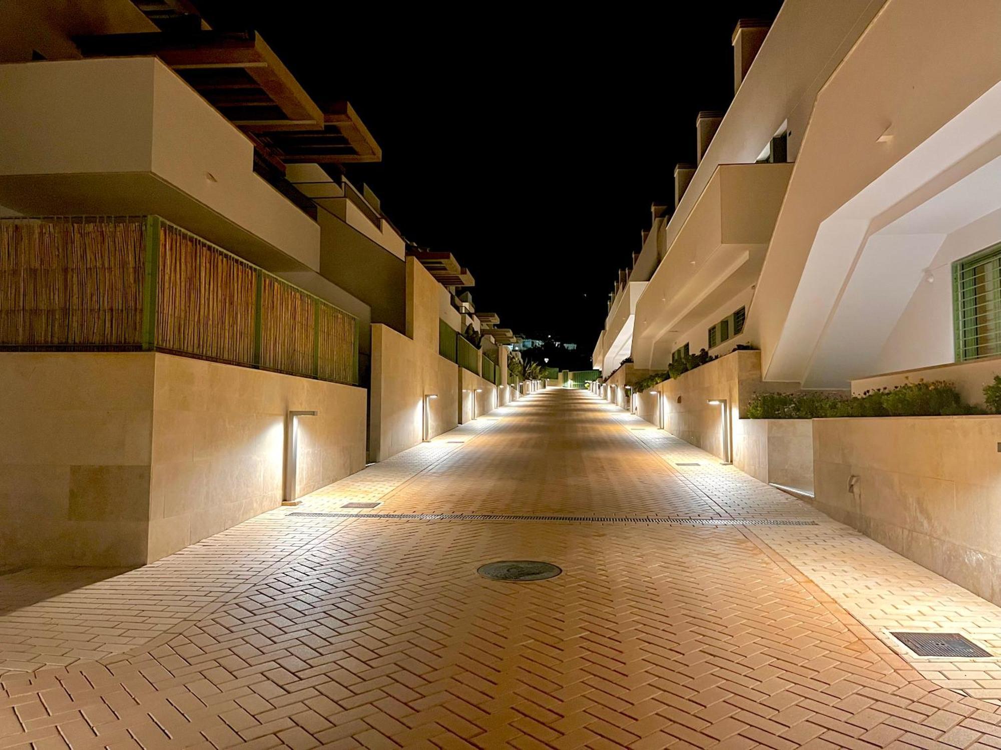 Lovely New Luxery Beach Apartment In Mojacar Playa Next To The Best Beach Exterior photo